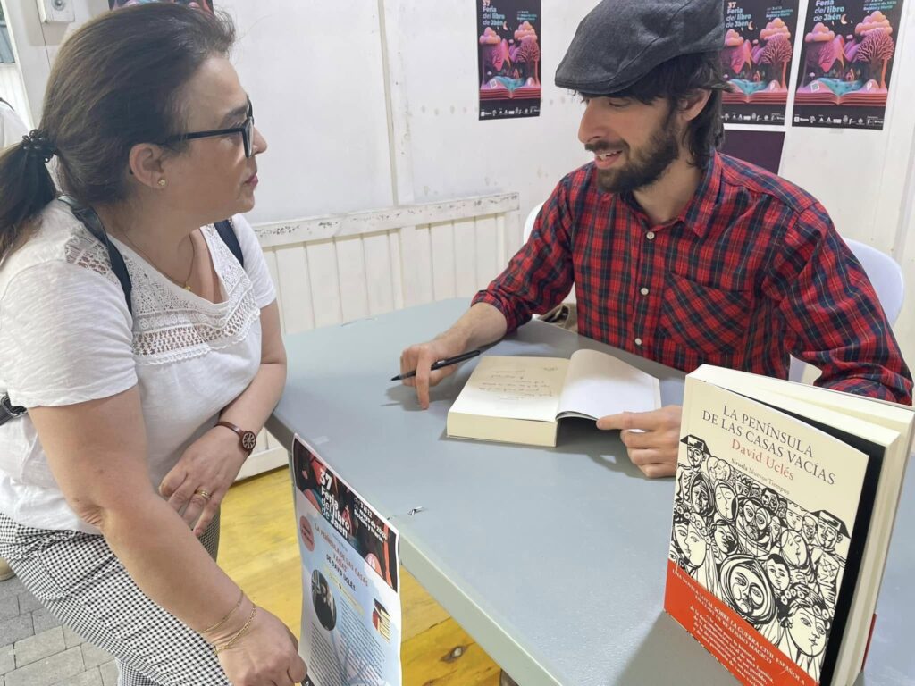 David Uclés en la Feria del Libro de Jaén