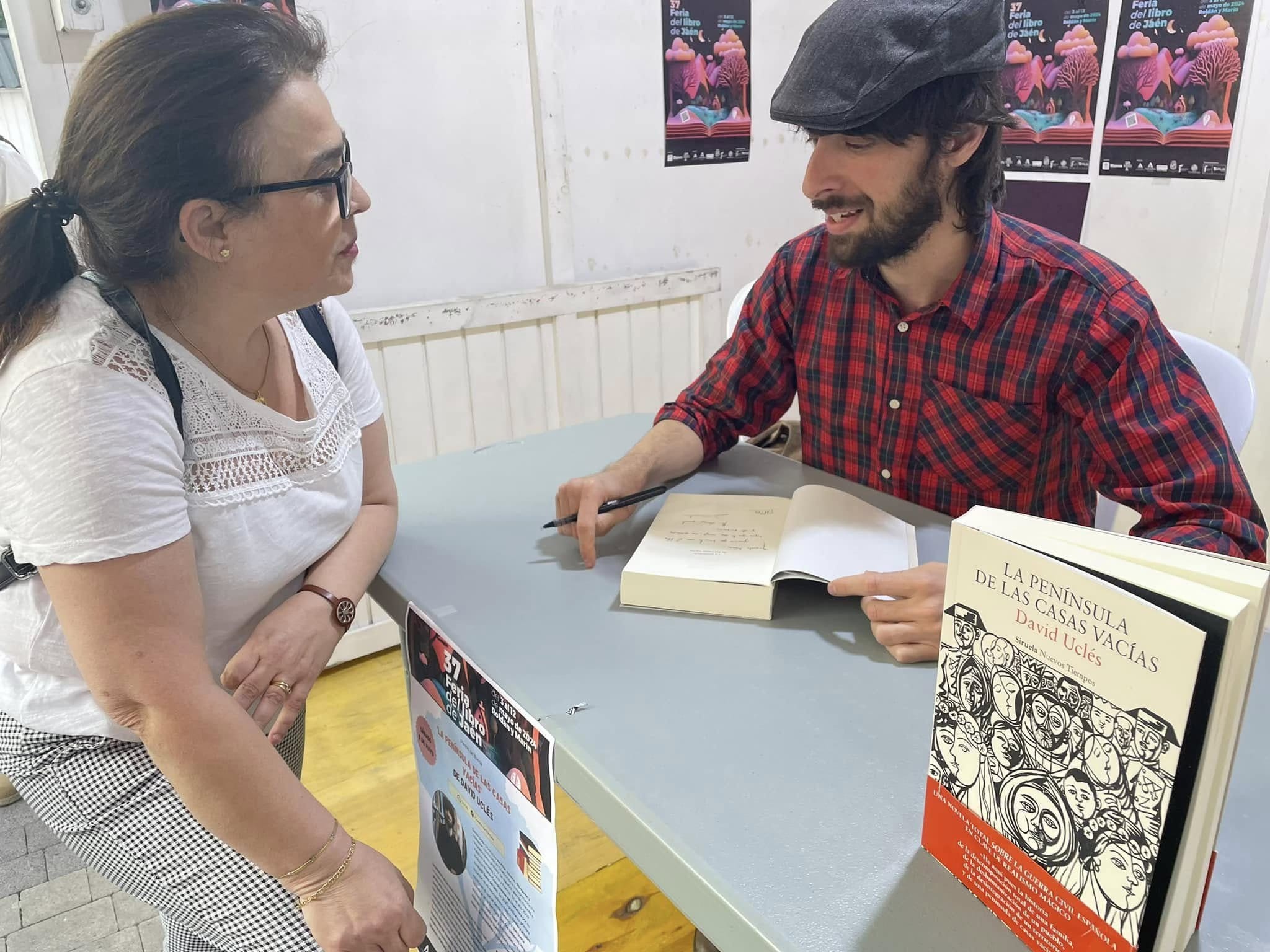 David Uclés en la Feria del Libro de Jaén